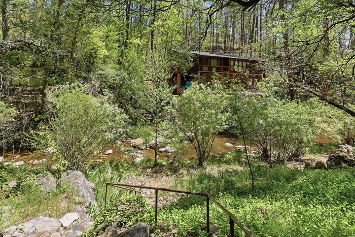 Property Photo:  250 Saddle Mountain Road  AZ 85541 