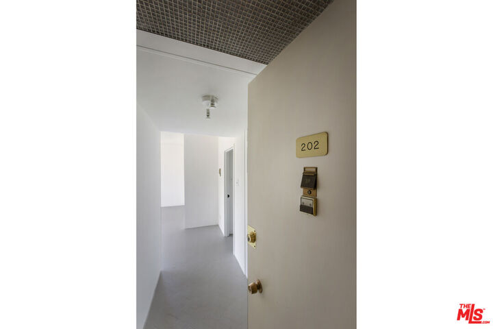 Property Photo:  4411 Los Feliz Blvd  CA 90027 