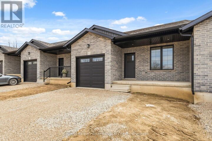 Property Photo:  165 Egan Avenue 7  ON N4X 0C9 