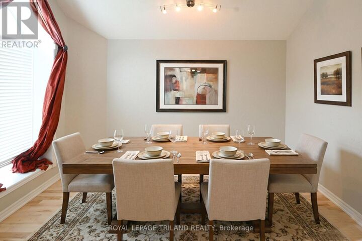 Property Photo: 803 Sandcherry Street ON N6H 5T9