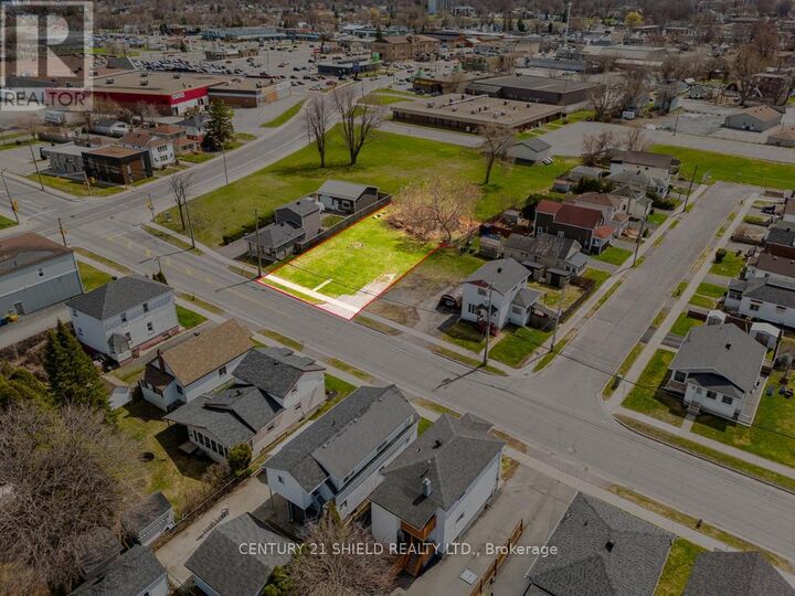 Photo de la propriété:  20 Eleventh Street West  ON K6J 3A9 