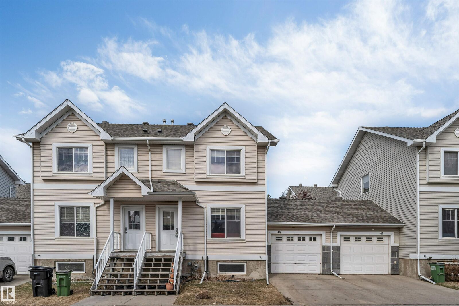 Property Photo: 2503 24 Street NW 48 AB T6T 0B5