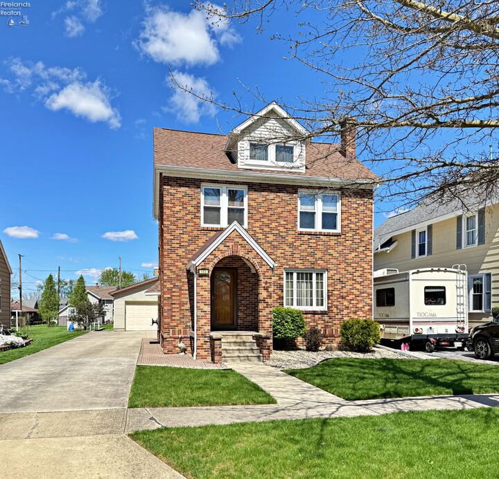 Property Photo:  115 Gross Street  OH 44883 