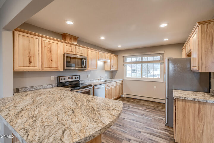 Property Photo:  2531/2533 Avenue A E  ND 58501 