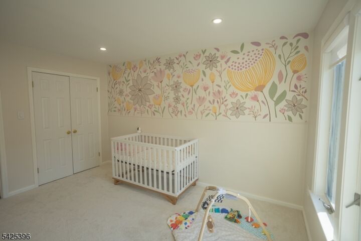 Property Photo:  5 Di Donna Ct 5  NJ 07013 