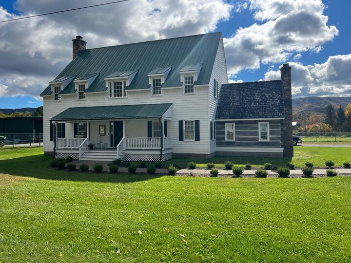 Property Photo:  38496 E Midland Trl  WV 24925 