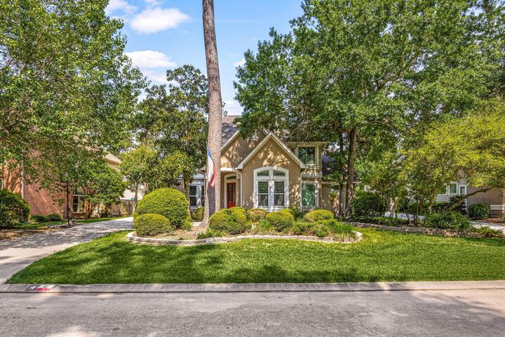 Property Photo:  6 Windflower Place  TX 77381 