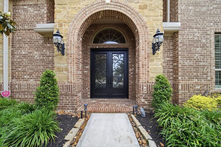 Property Photo:  2803 Chester Knoll Court  TX 77494 