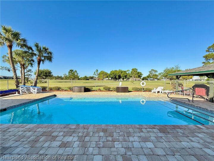 Property Photo:  3635 Edgewater Drive  FL 33872 