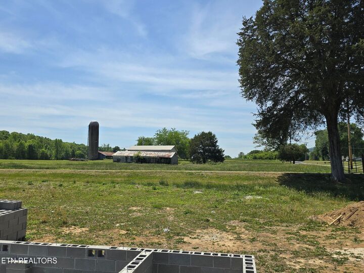 Property Photo:  2376 Old York Hwy  TN 37327 