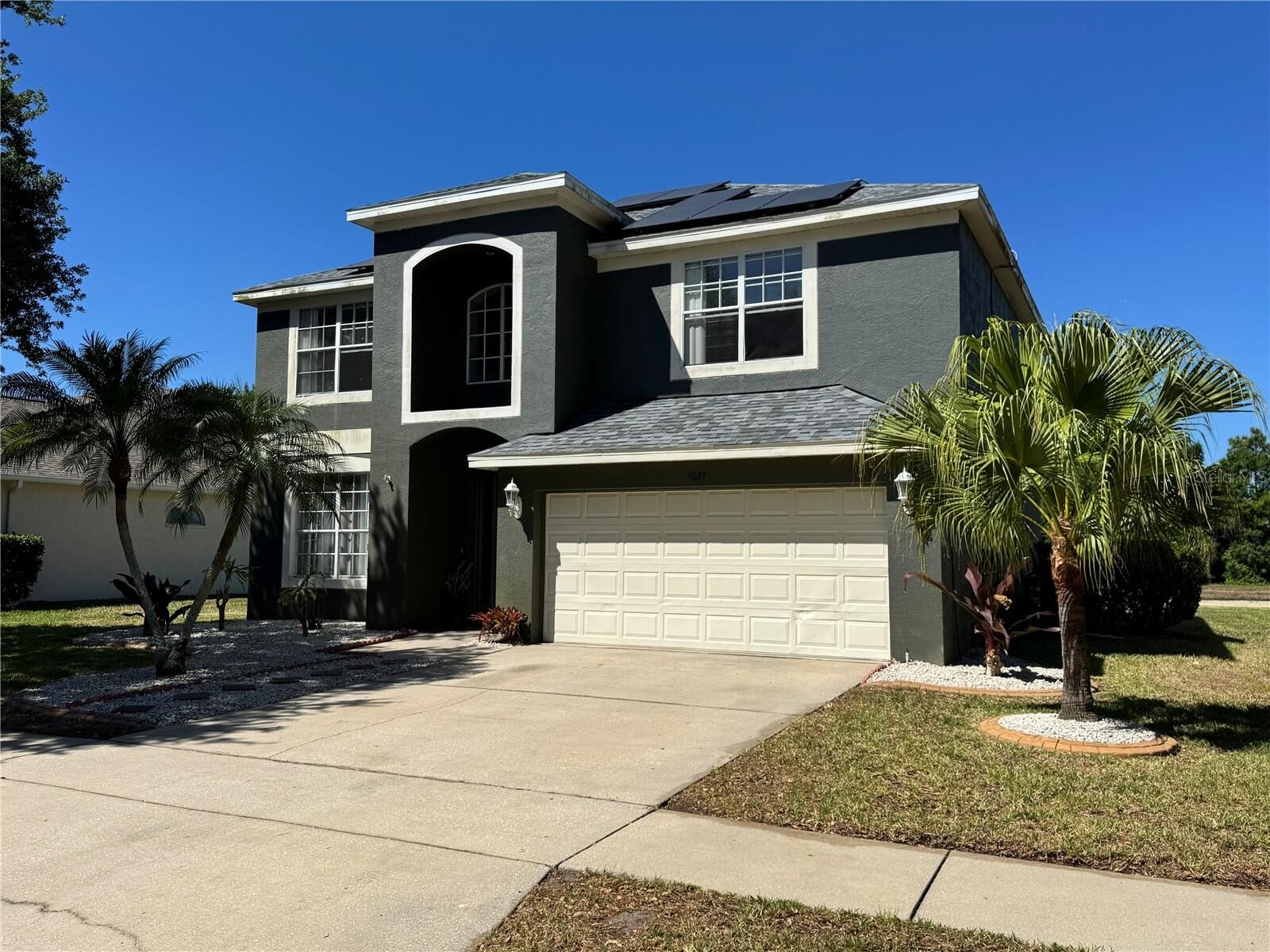 Property Photo:  9023 Pinebreeze Drive  FL 33578 