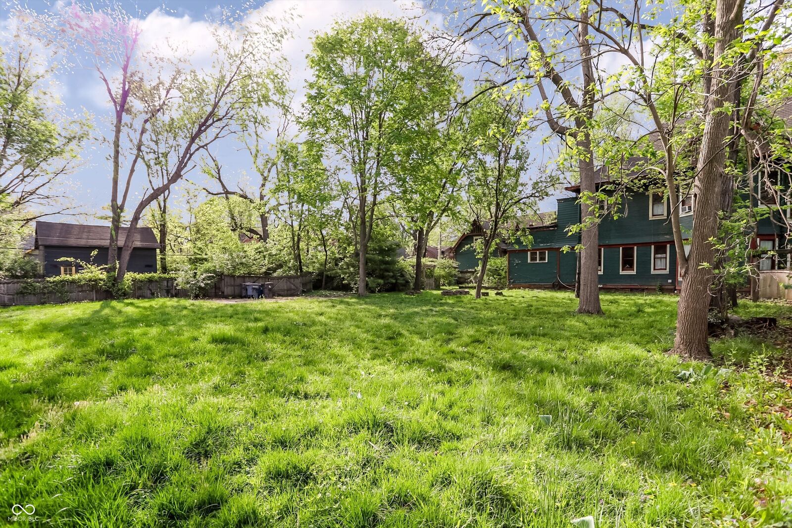 Property Photo:  799 Woodruff Place Middle Drive  IN 46201 