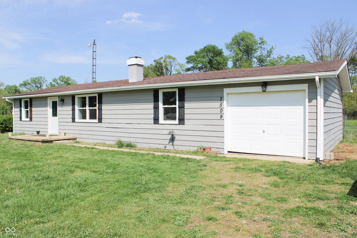 Property Photo:  7509 N 330 W  IN 47201 