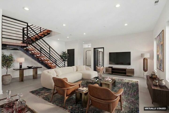 Property Photo:  8735 Narragansett Avenue  IL 60053 