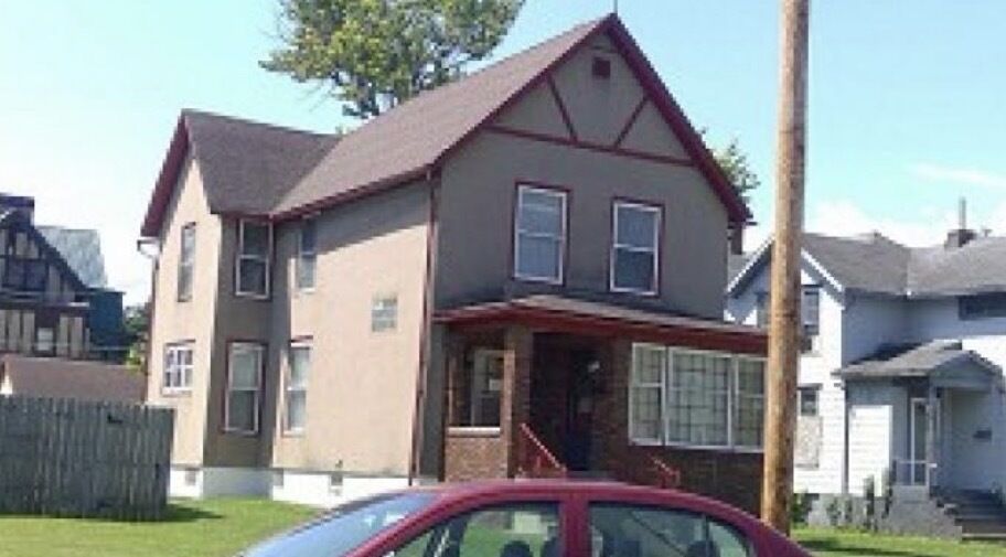 Property Photo:  507 4th Avenue  IA 52732 