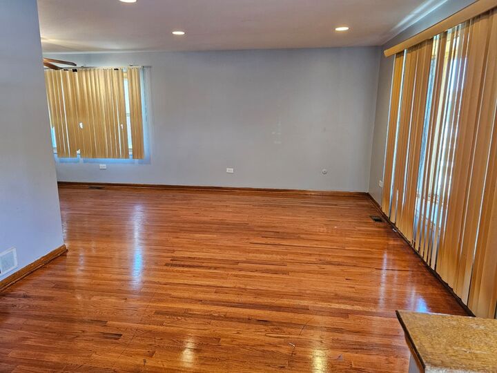 Property Photo:  18019 Ravisloe Terrace  IL 60478 