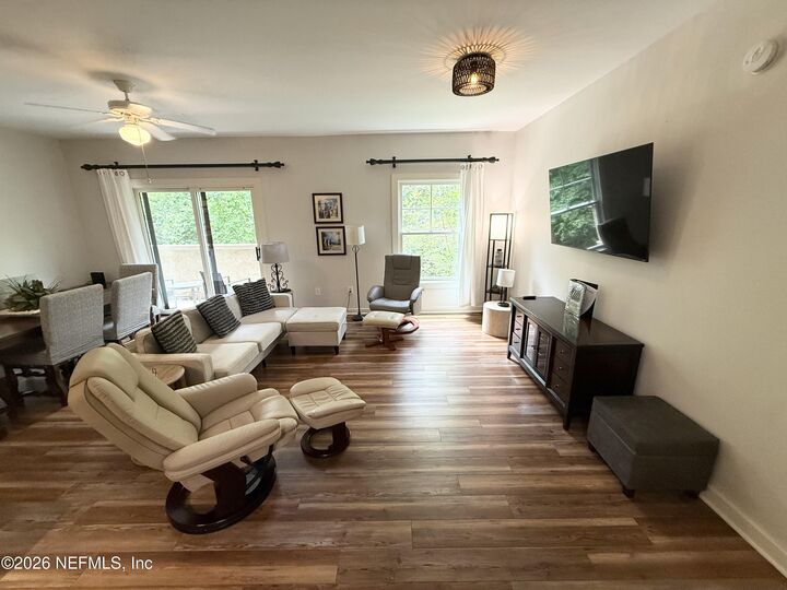 Property Photo:  965 Registry Boulevard 211  FL 32092 