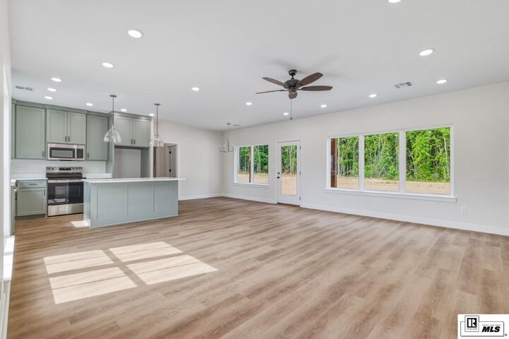 Property Photo: 204 Loblolly Drive LA 71292