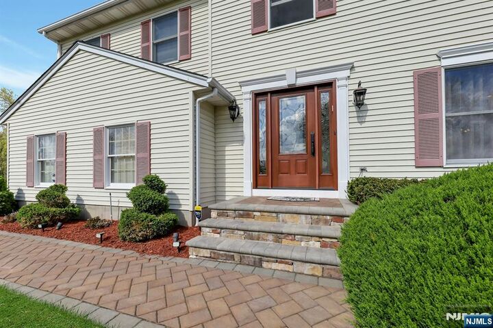 Property Photo:  10 Viola Terrace  NJ 07676 