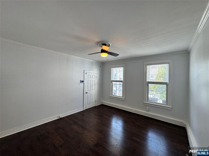 Property Photo:  24 Pamrapo Avenue 1  NJ 07305 