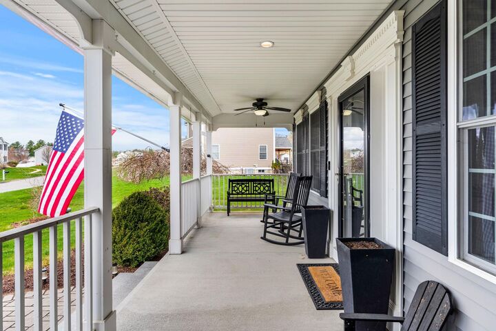 Property Photo:  30 Hunter Mill Way  NH 03053 