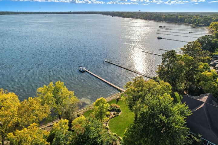 Property Photo:  6951 N Shore Trail  MN 55025 