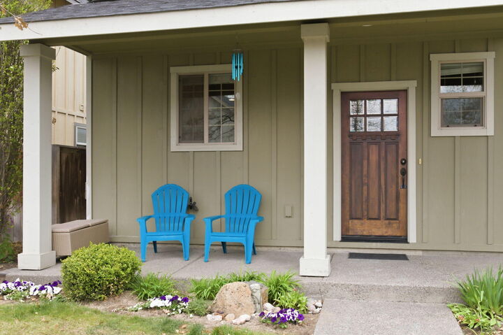 Property Photo:  63113 De Haviland Court  OR 97701 