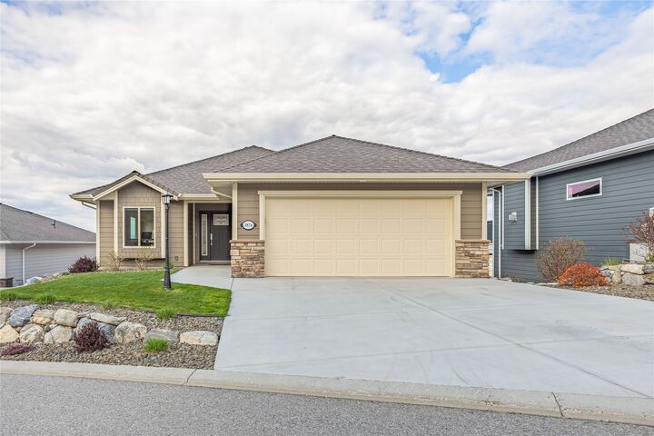 Property Photo:  3874 Escena Drive  BC V1X 8E4 