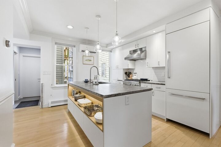 Property Photo:  5 Auburn St 1  MA 02129 