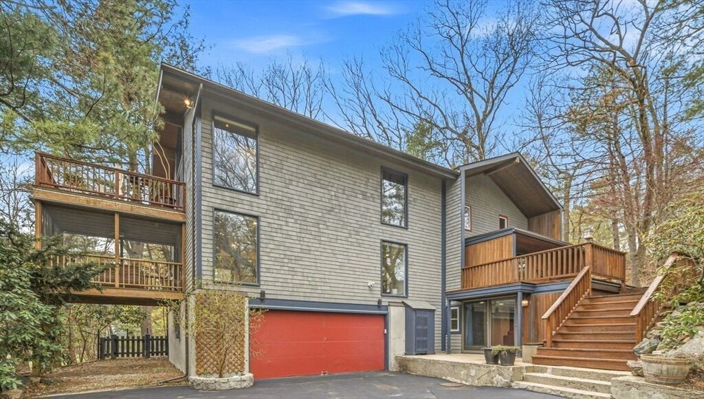 Property Photo:  19 Old Road  MA 02493 