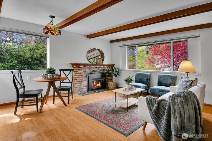 Property Photo:  19220  46th Avenue NE  WA 98155 