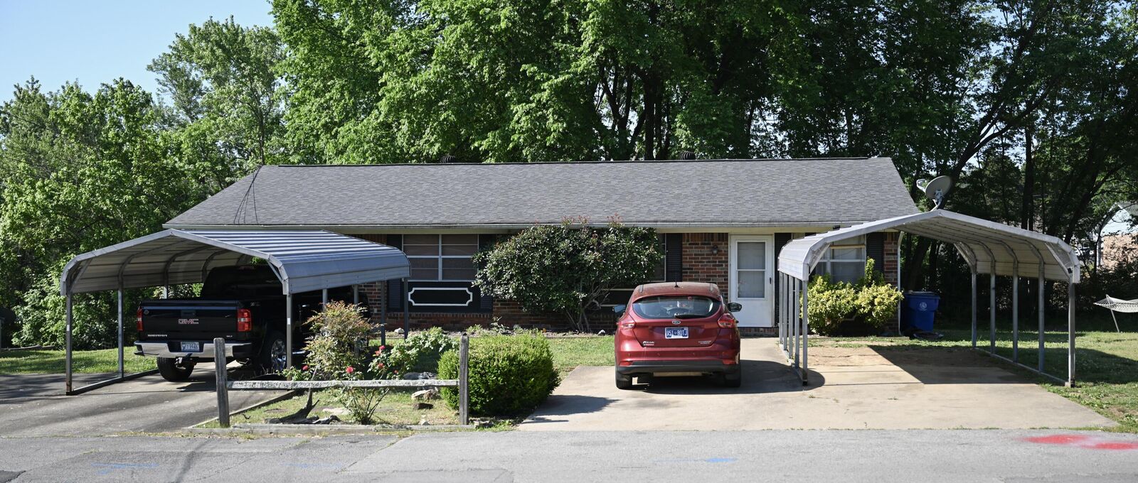 Property Photo:  1845 Green Drive NW A &Amp B  TN 37311 