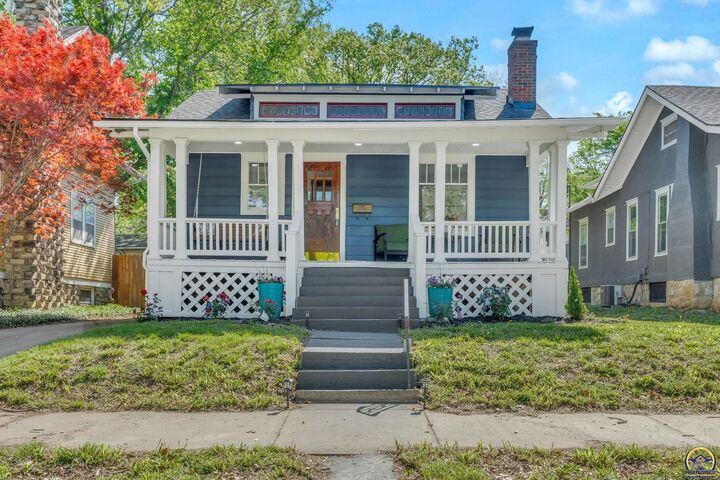 Property Photo:  312 SW Elmwood Ave  KS 66606 