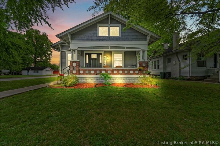 Property Photo:  200 S Elm Street  IN 47129 