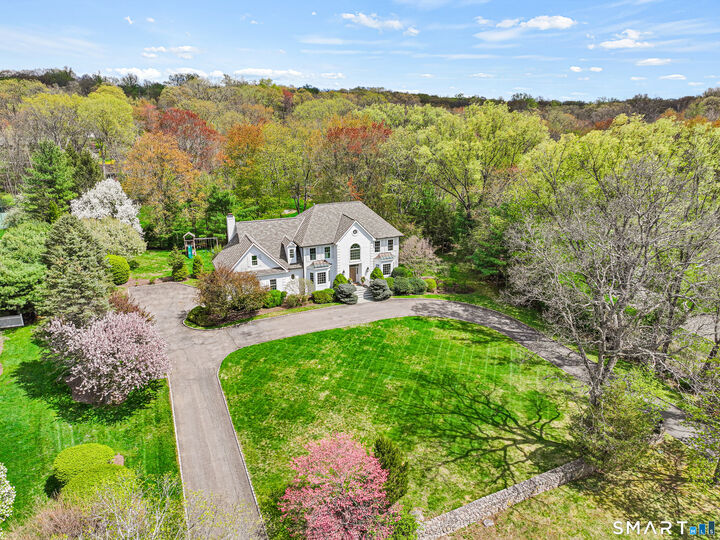 Property Photo:  48 North Meadows Lane  CT 06903 