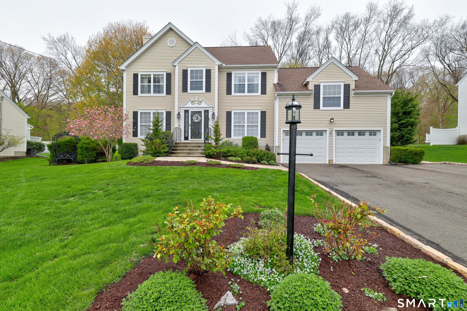 Property Photo:  36 Commodore Hull Drive  CT 06418 