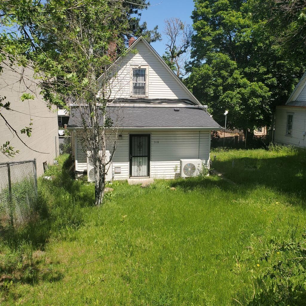 Property Photo: 318 E Pacific Ave WA 99202