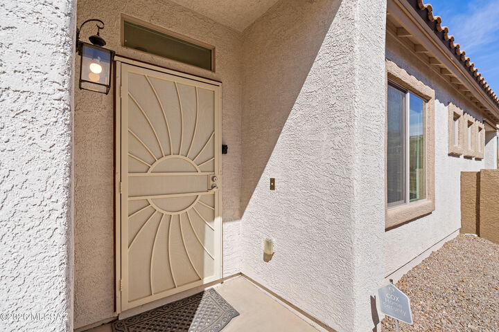 Property Photo:  468 W Calle Media Luz  AZ 85629 