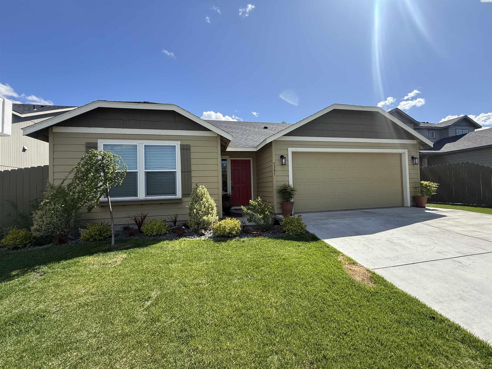 Property Photo:  9341 W 9th Pl  WA 99336 