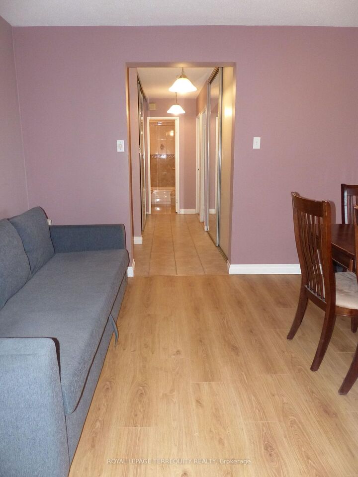 Property Photo:  177 Linus Road 906  ON M2J 4S5 
