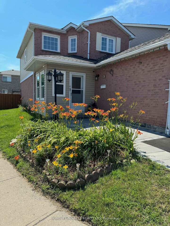 Property Photo: 131 Plumrose Pathway ON M1B 4B6