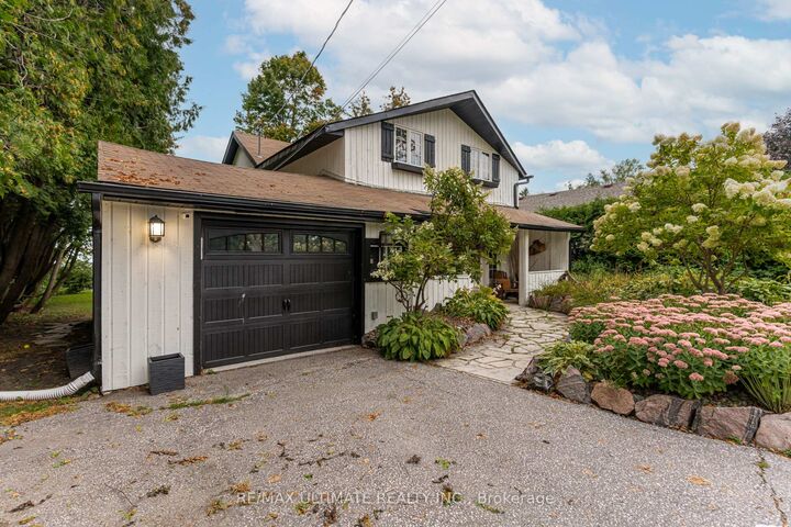 Property Photo: 78 Clovelly Cove N/A ON L0E 1E0