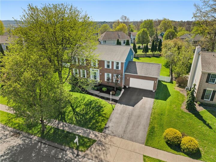 Property Photo:  121 Tiffany Ridge Drive  PA 15108 