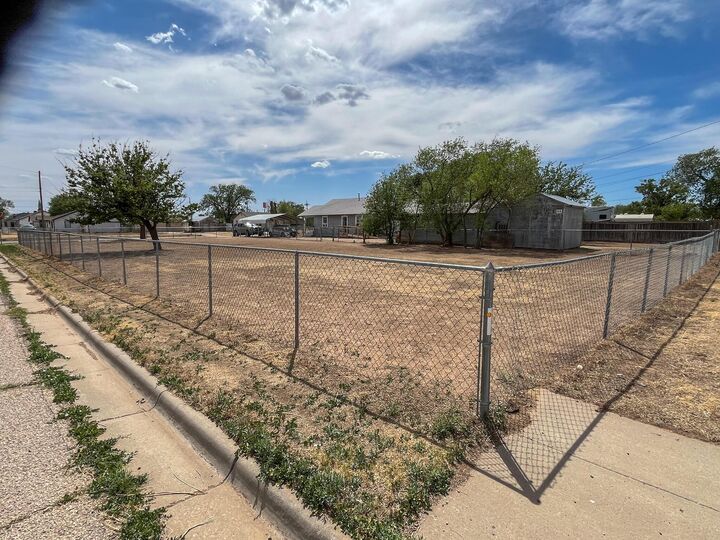 Property Photo:  2502 SW 2nd Avenue  TX 79106 