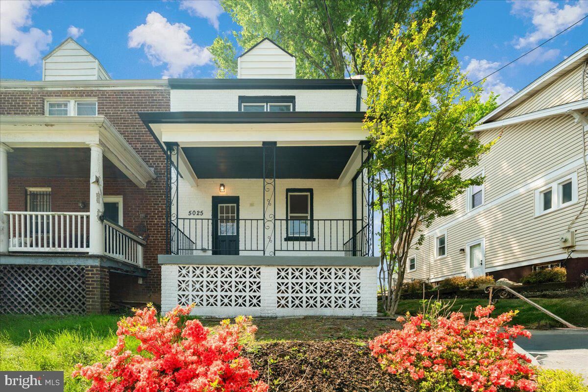 Property Photo: 5025 Blaine Street NE DC 20019
