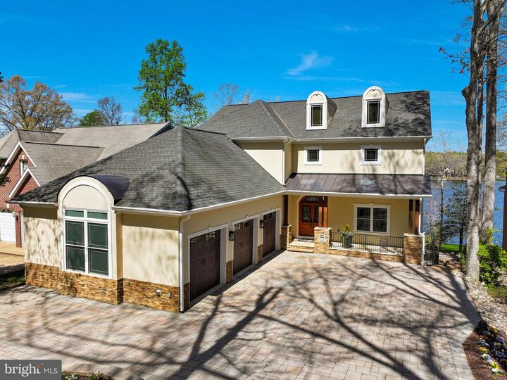 Property Photo:  206 Madison Circle  VA 22508 