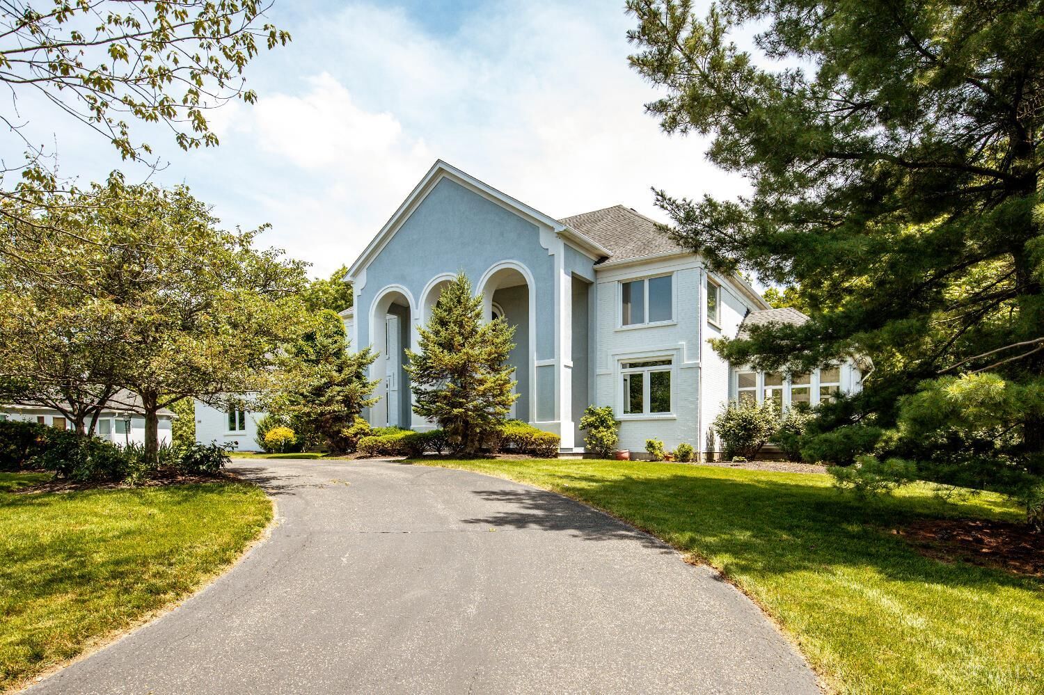 Property Photo: 9030 Ambercreek Drive OH 45236