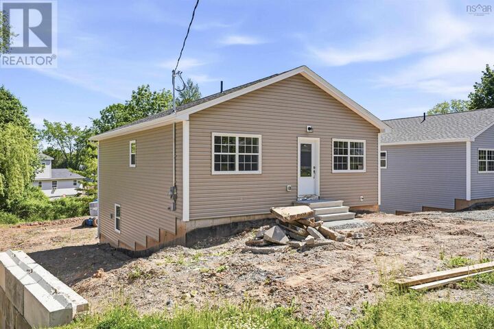 Property Photo: 32 Willow Street 1 NS B0P 1P0