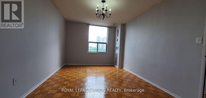 Property Photo: 20 Edgecliff Golfway 1202 ON M3C 3A4