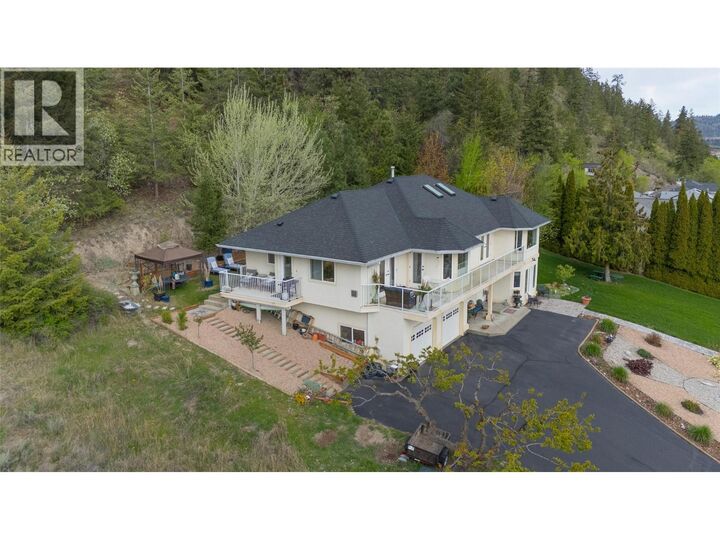 Property Photo: 10804 Giants Head Road BC V0H 1Z7